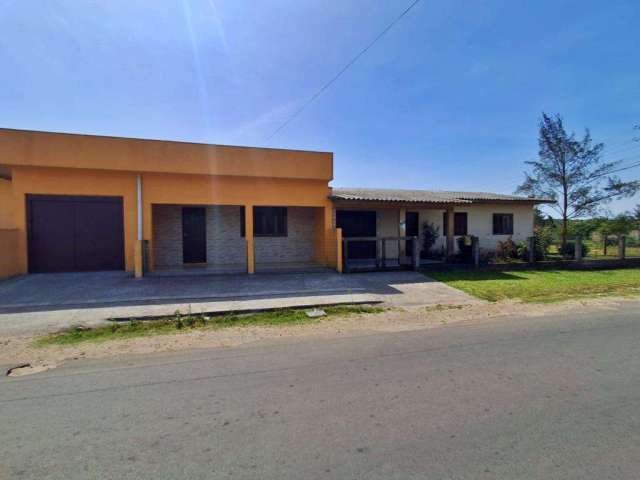 Casa Comercial à venda no Bairro Bella Torres com 198 m² de área privativa - 2 vagas de garagem