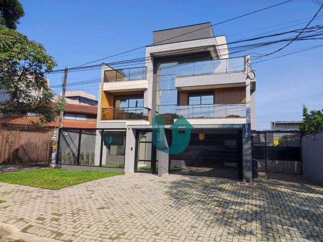 Casa triplex ampla, frente para a rua, com 3 suites, 2 vagas e jacuzzi - Jardim das Américas