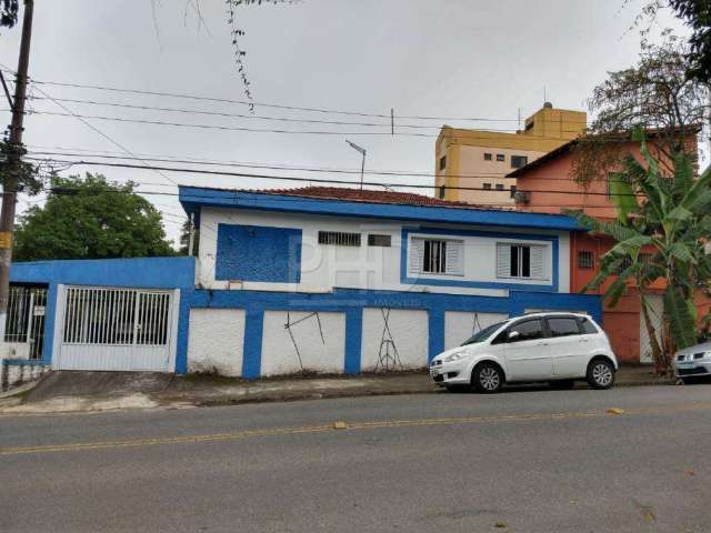 Sobrado de esquina 257m2 - 2 moradias independentes - Baeta Neves - SBCampo - SP.