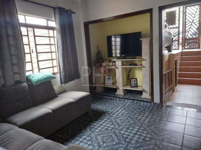 Casa à venda, 3 quartos, 2 vagas, Vila Scarpelli - Santo André/SP