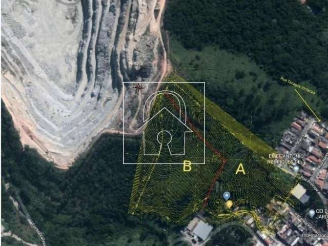 Terreno de 46377m² à venda em Parada de Taipas