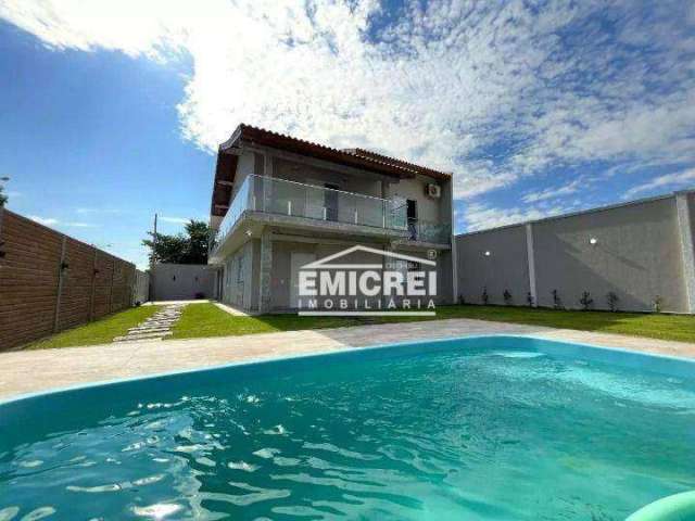 EMICREI VENDE BELÍSSIMA CASA com 320m², 04 dormitórios, 03 banheiros, sacada, churrasqueira, piscina, Bairro Bom Sucesso - Gravataí/RS