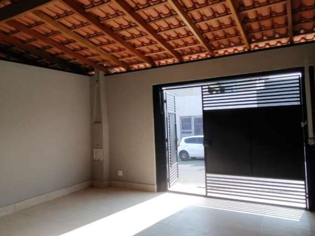 Casa com 3 quartos à venda na Rua Oswaldo Faccio, 28 e 29, Parque Residencial Sabiás, Indaiatuba por R$ 450.000