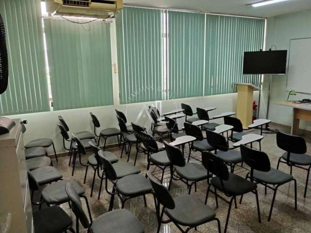 Excelente SALA COMERCIAL À VENDA, NO CORAÇÃO DO CENTRO DO RIO, PORTEIRA FECHADA