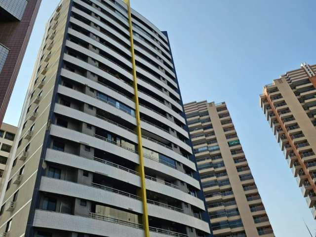 Apartamento com 3 Quartos e 3 banheiros à Venda, 115 m² por R$ 685.000