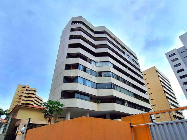 Apto com 193m² - 3 suítes com excelente localização - Meireles