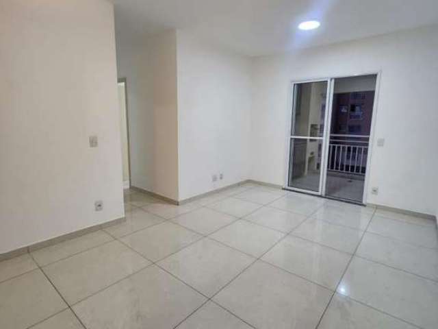 Apartamento para Venda em Barueri, Jardim Tupanci, 3 dormitórios, 1 suíte, 2 banheiros, 1 vaga