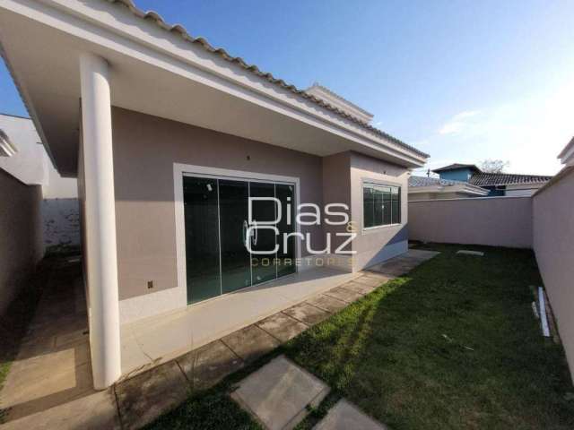 Linda casa no Residencial Rio das Ostras com 3 quartos