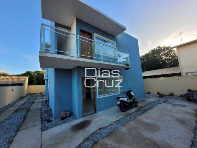 Casa com 2 dormitórios à venda, 72 m² por R$ 210.000,00 - Praia Mar - Rio das Ostras/RJ