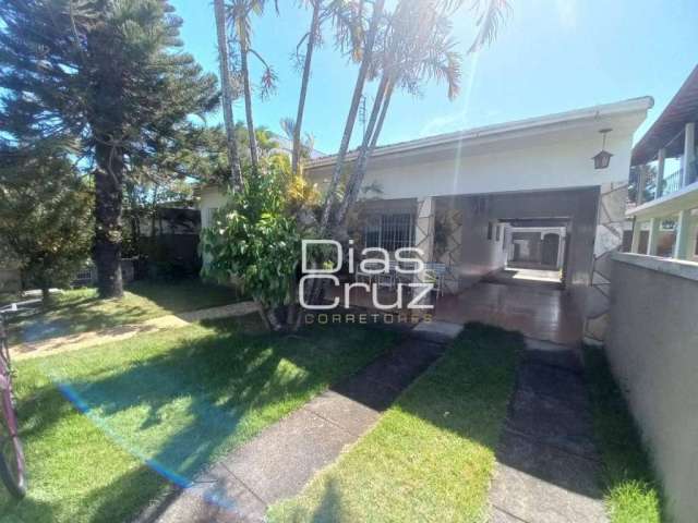 Casa com 7 dormitórios à venda, 340 m² por R$ 900.000,00 - Centro - Rio das Ostras/RJ