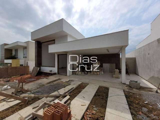 Casa com 3 dormitórios à venda, 180 m² por R$ 850.000,00 - Viverde - Rio das Ostras/RJ