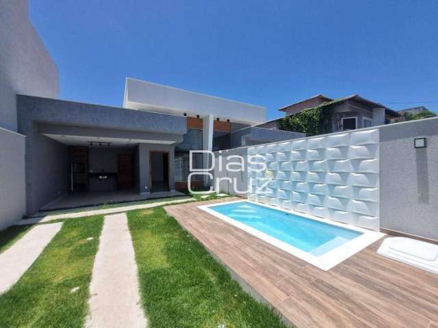 Casa com 3 dormitórios à venda, 112 m² por R$ 715.000,00 - Ouro Verde - Rio das Ostras/RJ