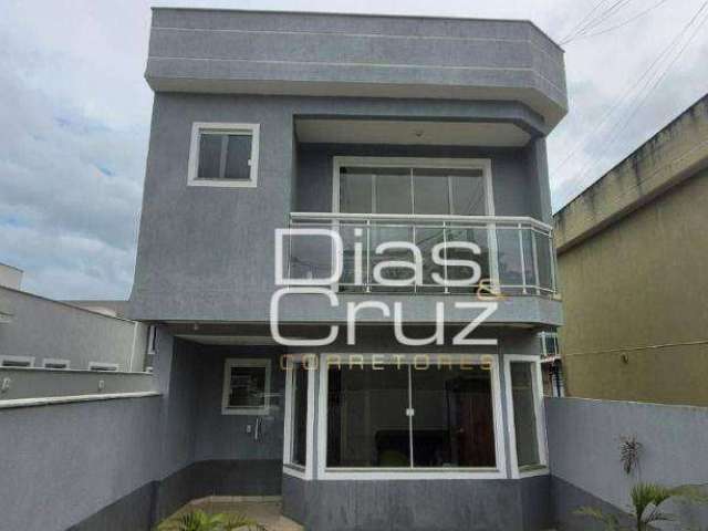 Casa à venda no bairro Extensão Serramar - Rio das Ostras/ 2 Quartos