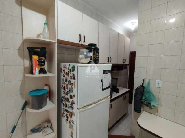 Apartamento de 2 quartos, em excelente localizaçaõ, em Vila Isabel