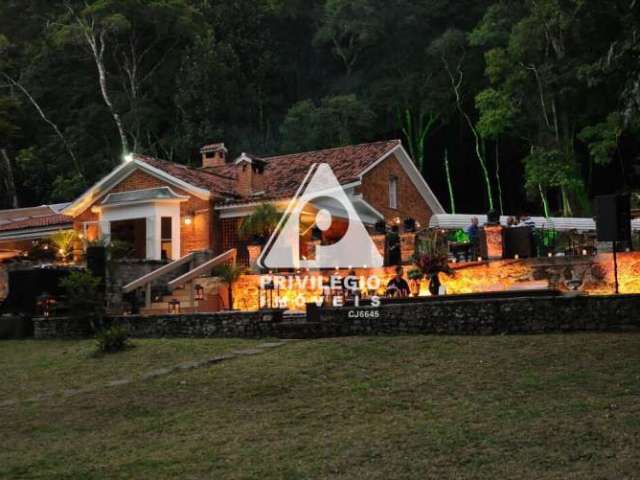 Casa Alto da Boa Vista 4 quartos, espaço gourmet, lareira, piscina, pátio com cachoeira Tijuca Rio de Janeiro Mansão