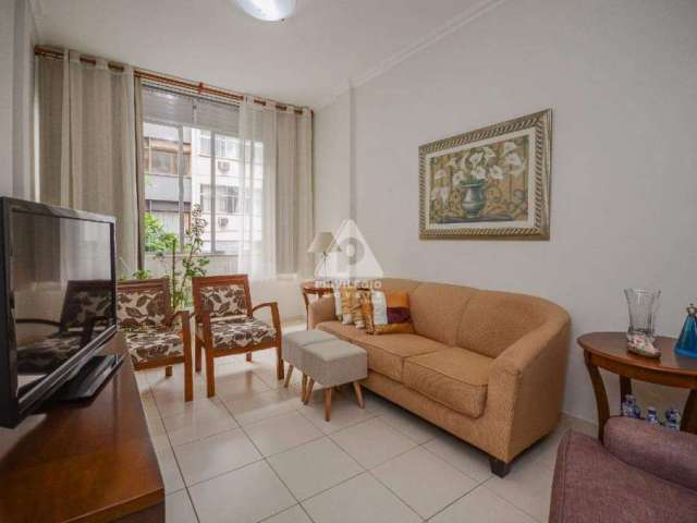 Excelente apartamento reformado em uma das melhores ruas do bairro de Copacabana!