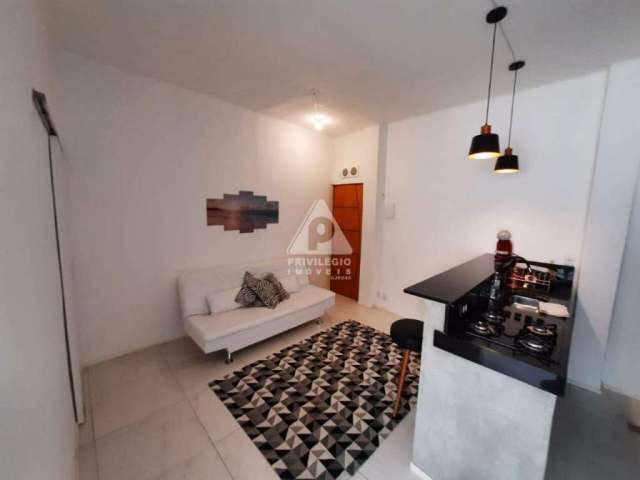 Lindo apartamento no Leme