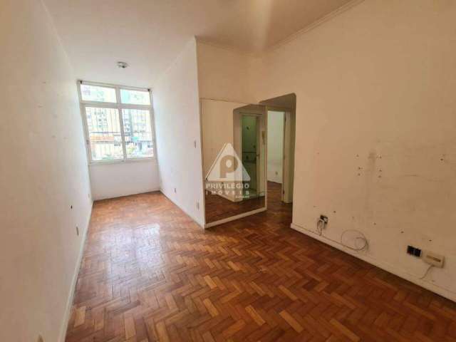 Apartamento 1 quarto, 38 mts, 1 vaga de garagem, em Ipanema.