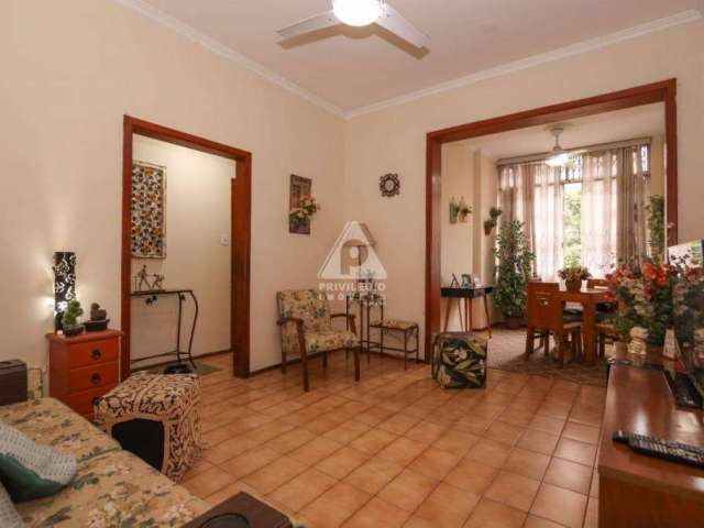 Apartamento à venda, 2 quartos, Catete - RIO DE JANEIRO/RJ