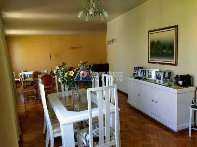 Apartamento à venda, 4 quartos, 2 vagas, Laranjeiras - RIO DE JANEIRO/RJ