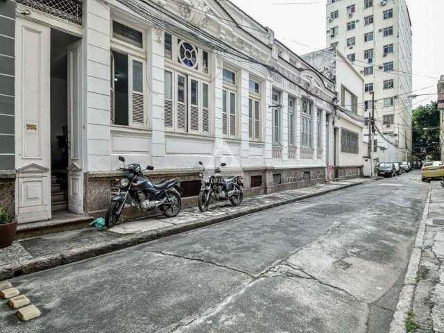 Casa de Vila à venda, 5 quartos, 2 vagas, Glória - RIO DE JANEIRO/RJ