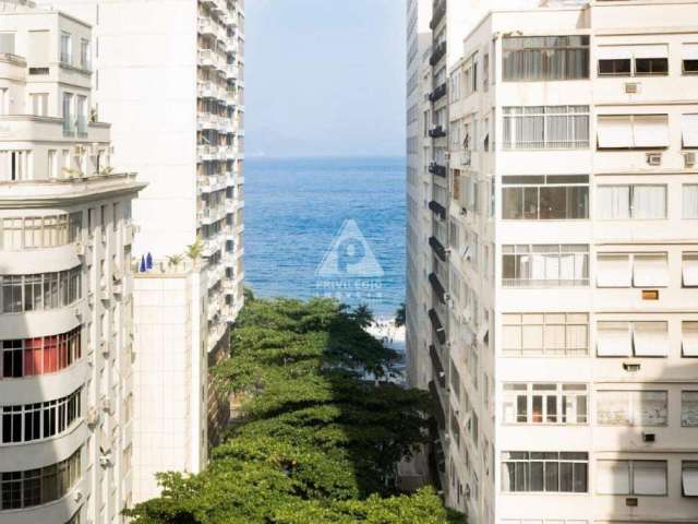 Excelente apto reformado 4 qtos vista mar - esquina Avenida Nossa Senhora de Copacabana