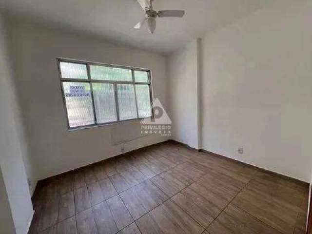 Apartamento sala/quarto reformando em Botafogo