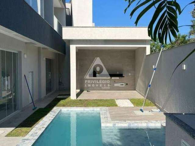 Casa triplex 4 suites, 2 vagas e piscina - à venda - vargem pequena