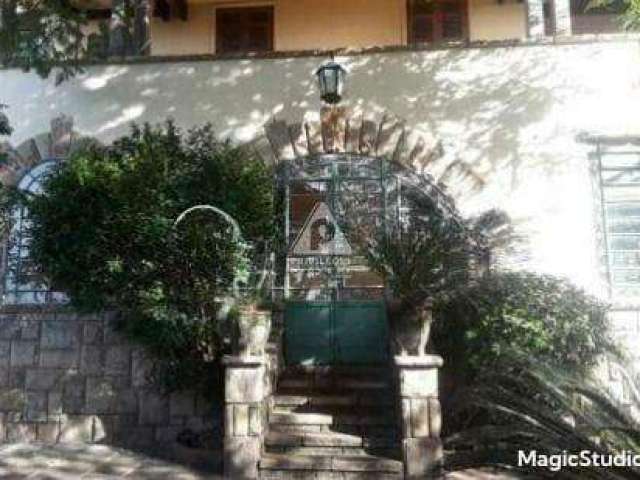 Casa de rua à venda, 8 quartos, 2 suítes, Santa Teresa - RIO DE JANEIRO/RJ