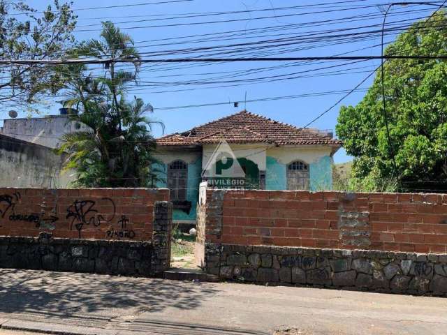 Casa de rua à venda, Praça Seca - RIO DE JANEIRO/RJ