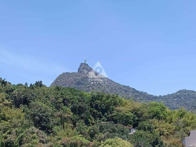 Cobertura com vista para o Cristo em Laranjeiras