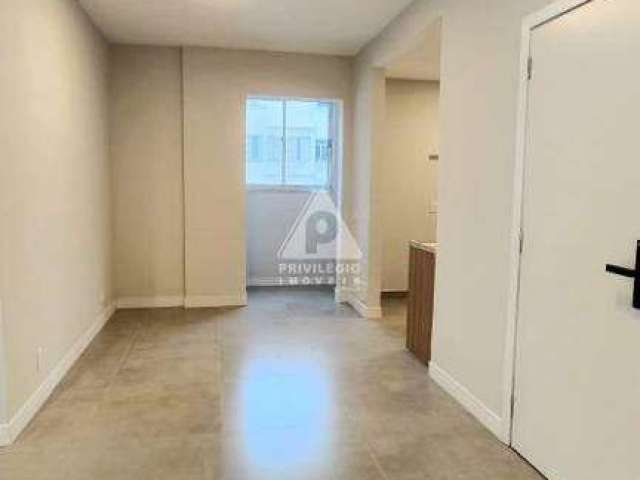 Apartamento á venda, Rua Soares Cabral, Sala. 3 quartos, 1 vaga, 120 metros, Laranjeiras - Rio de Janeiro.