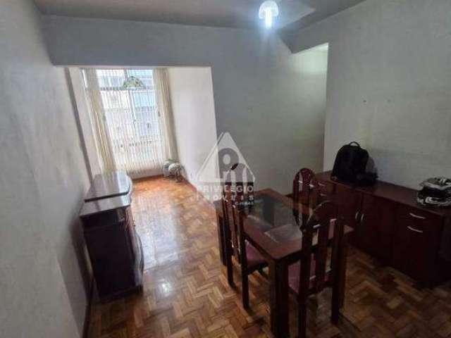 Apartamento com 2 quartos, na Barata Ribeiro, Posto 04 em Copacabana