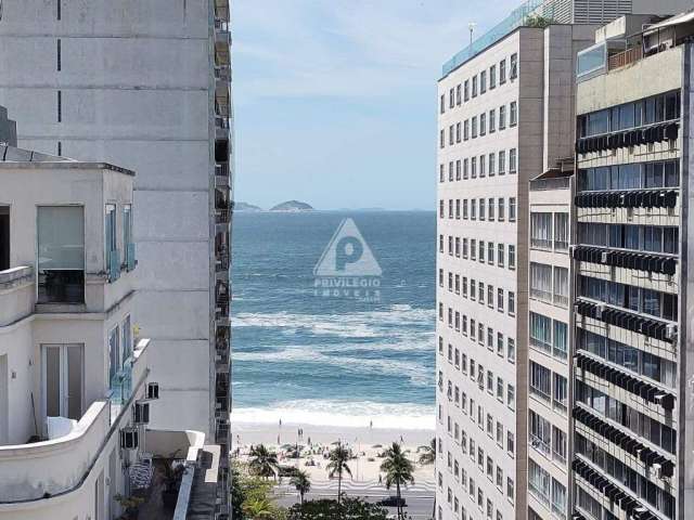 Sala, 3 quartos e dependencias completas próximo a praia e metro !!