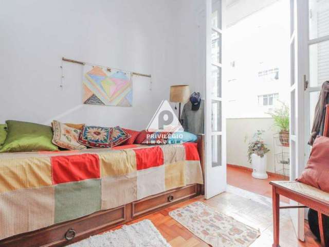 Excelente apartamento 3 quartos em Copacabana