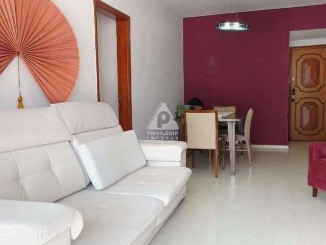 Apartamento com 2 quartos 70m2 com vaga em Laranjeiras.