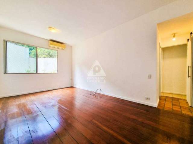 Excelente Apartamento 2 Quartos, 1 Vaga, Vista Cristo a Venda em Rua Nobre do Humaitá