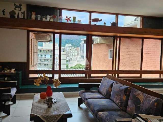 Casa 5 Quartos, 3 banheiros, 1 vaga - 262m² - Botafogo