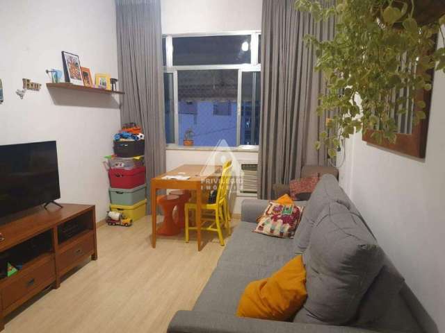 Apartamento à venda, 2 quartos, 1 vaga, Botafogo - RIO DE JANEIRO/RJ