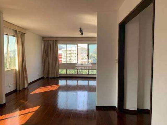 Apartamento 3 quartos vaga salão Gávea RJ