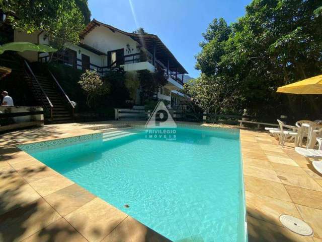 Casa com linda vista para o mar de São Conrado