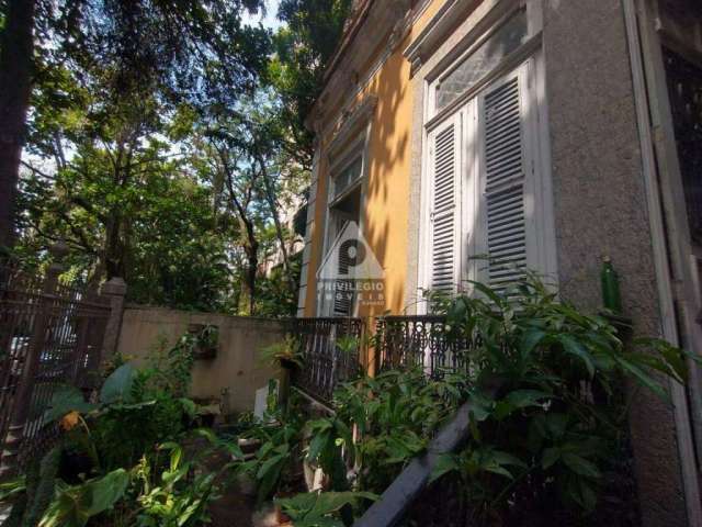 Casa de rua à venda, 3 quartos, Laranjeiras - RIO DE JANEIRO/RJ