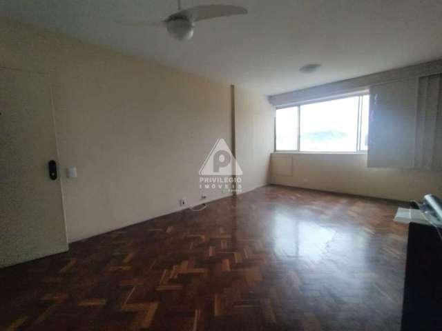 Ótima oportunidade à venda no Flamengo! Apartamento de 80m² com vista para o Cristo, Praia do Flamengo e Pão de Açucar