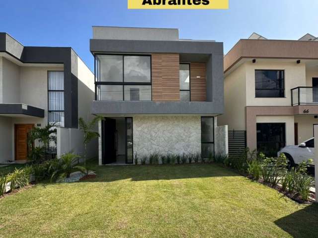 Casa a venda 4/4 sendo  3 suítes condomínio Vila Florença - Abrantes