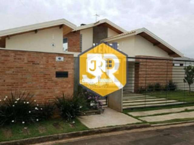 Casa à venda 2 Quartos, 1 Suite, 2 Vagas, 250M², LOTEAMENTO PORTO SEGURO, AVARÉ - SP