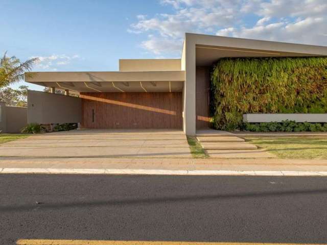 Casa de alto padrão no Terras do Golfe