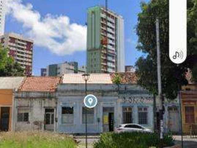 Madalena na rua benfica junto ao museu da abolição (rua sem saida)