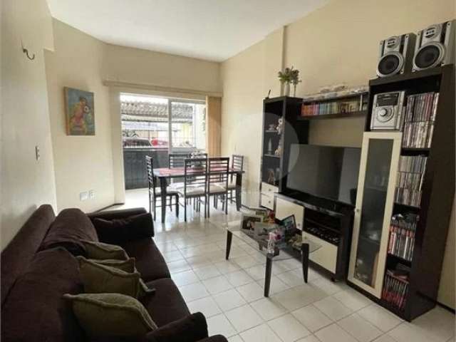 Apartamento Térreo no Montese, 3qts