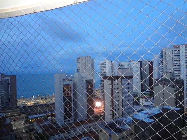 More a poucas quadras da Beira Mar, 302m²