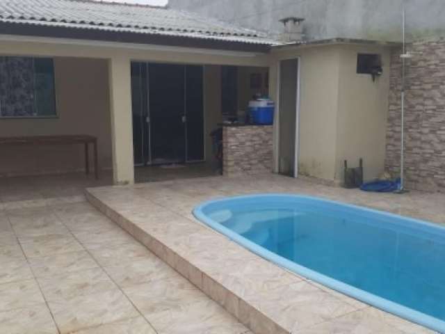 Excelente imovel em guaratuba piçarras(com piscina)